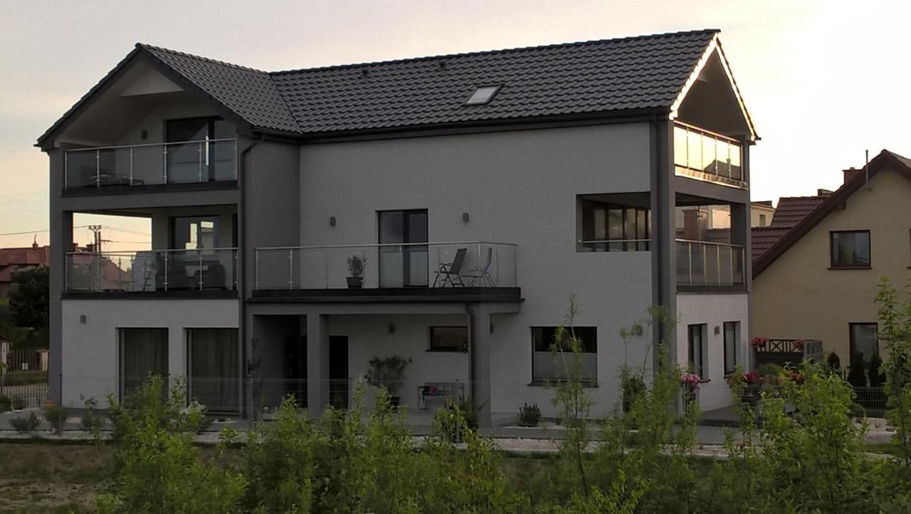 Willa Dobrylko II -Apartamenty Rewa Eksteriør bilde
